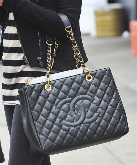 chanel grand shopping tote prijs|chanel caviar shopping tote price.